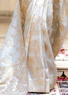 White Spun Silk Saree With Blouse Piece