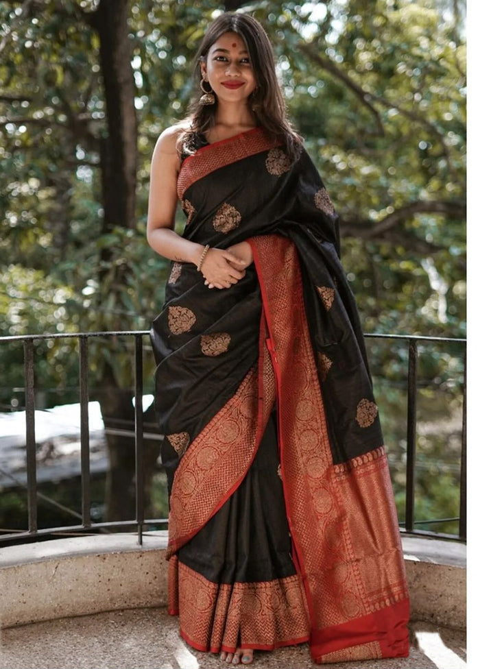 Black Spun Silk Saree With Blouse Piece