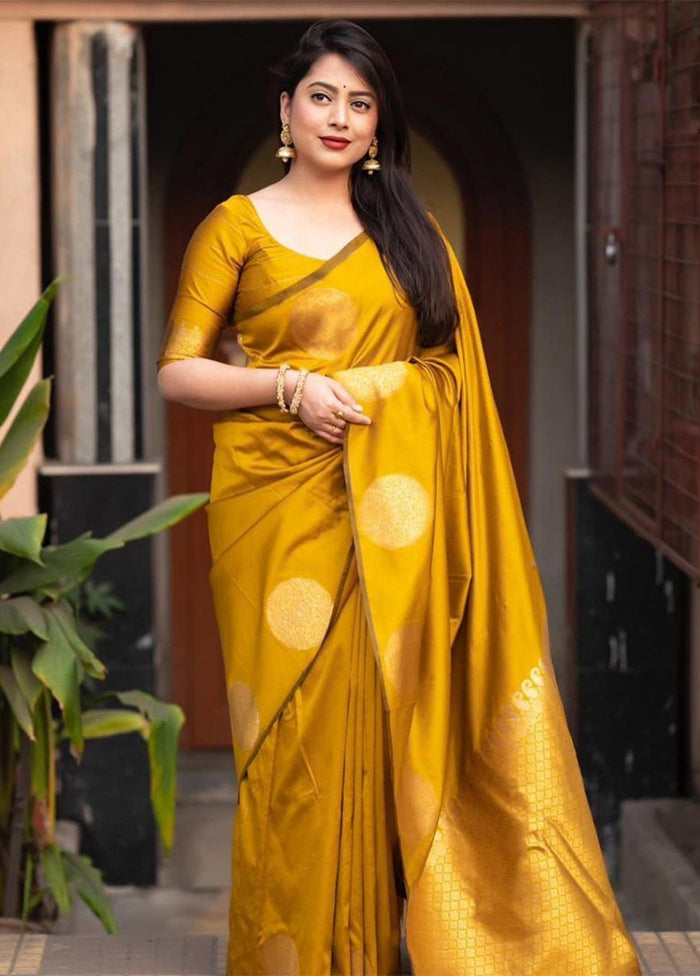 Yellow Spun Silk Saree With Blouse Piece