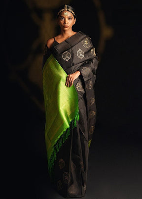 Black Spun Silk Saree With Blouse Piece