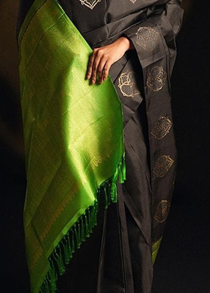 Black Spun Silk Saree With Blouse Piece