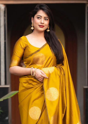 Yellow Spun Silk Saree With Blouse Piece