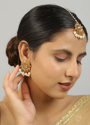 Golden Kundan Work Copper And Alloy Earrings With Mangtika - Indian Silk House Agencies