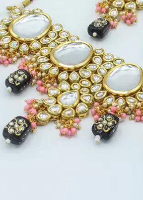 Black Beaded Kundan Choker Set With Mangtika - Indian Silk House Agencies