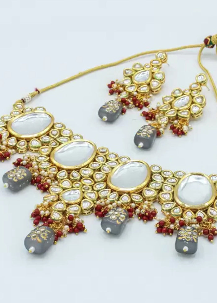 Grey Beaded Kundan Choker Set With Mangtika - Indian Silk House Agencies