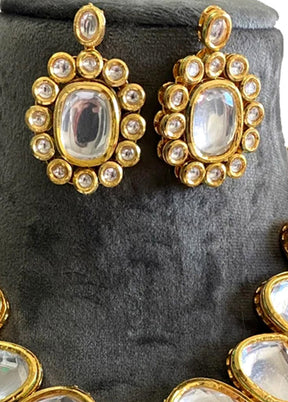 Golden Kundan Jewellery Set - Indian Silk House Agencies