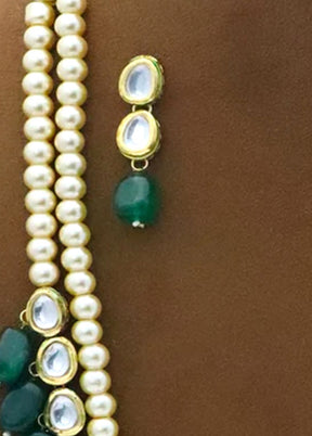 Emerald Green Kundan Jewellery Set - Indian Silk House Agencies