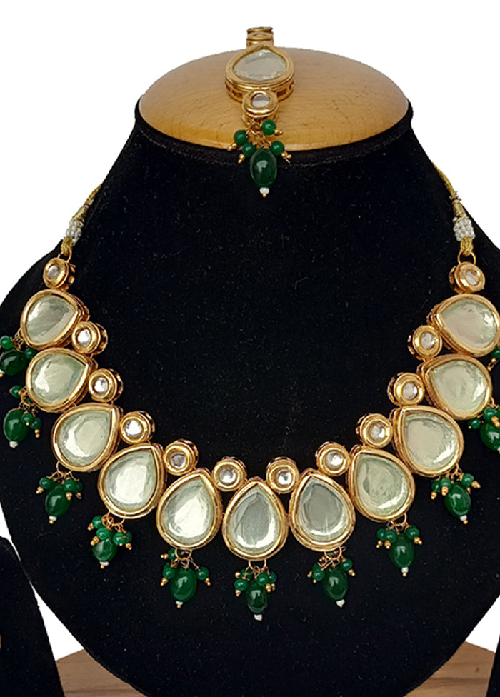 Emerald Green Kundan Jewellery Set With Mangtika - Indian Silk House Agencies