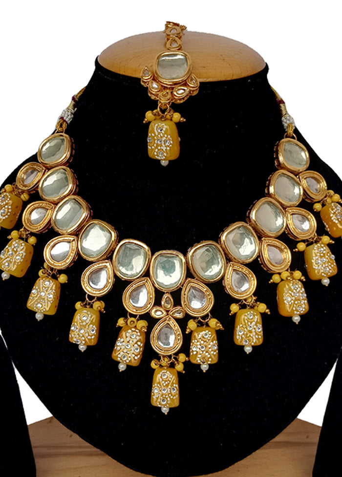 Yellow Kundan Jewellery Set With Mangtika - Indian Silk House Agencies