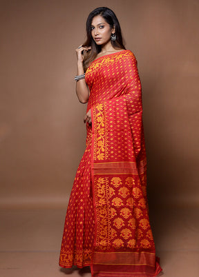 Red Tant Jamdani Saree Without Blouse Piece