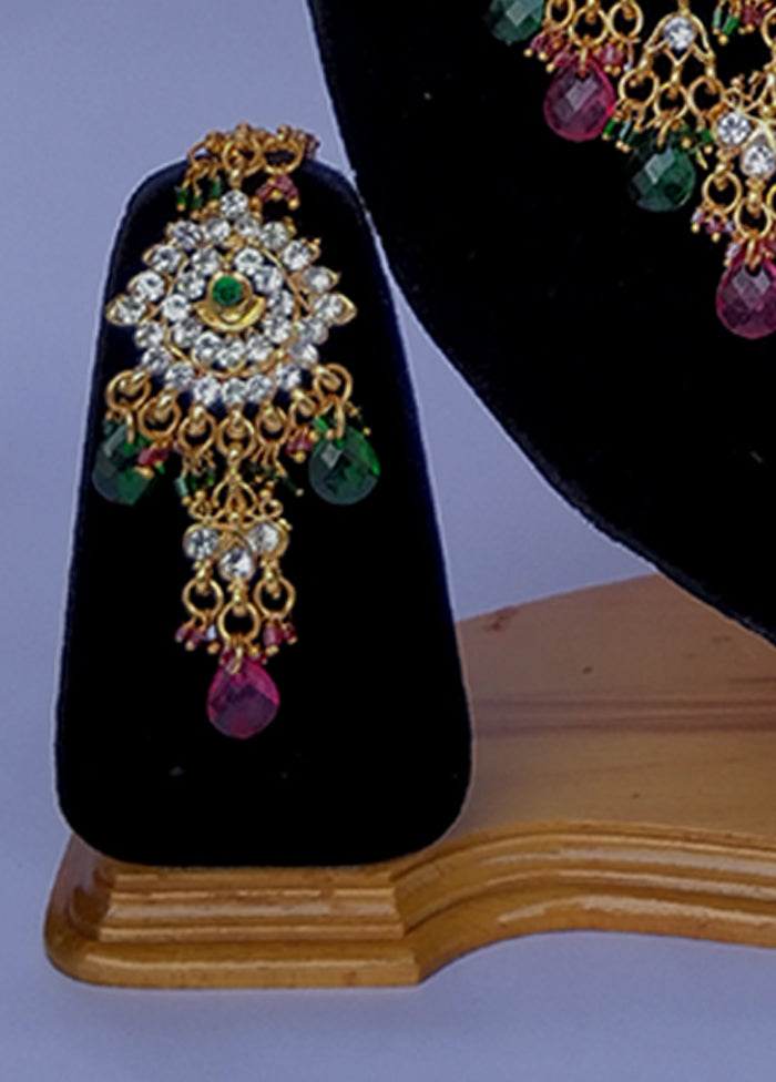 Multicolor Alloy Jewellery Set (1 Necklace, 1 Pair Earrings, 1 Mang Tikka)