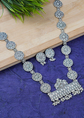 Silver Tone Brass Set Of Necklace and Earrings - Indian Silk House Agencies
