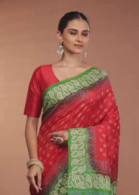 Red Printed Pure Silk Saree Without Blouse Piece