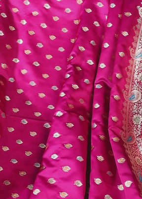 Purple Handloom Banarasi Pure Silk Saree With Blouse Piece