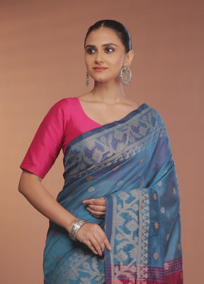 Blue Matka Silk Saree With Blouse Piece