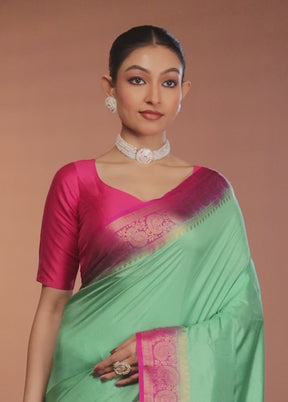 Green Dupion Silk Saree With Blouse Piece