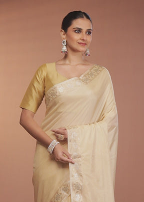 Cream Dupion Silk Saree With Blouse Piece