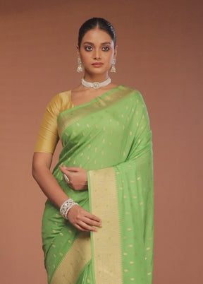 Green Georgette Saree With Blouse Piece