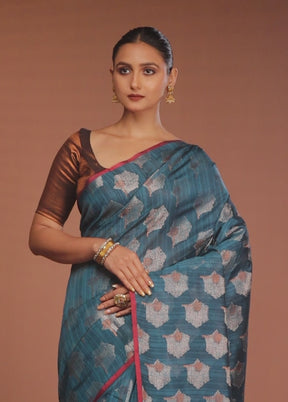 Green Kora Silk Saree With Blouse Piece