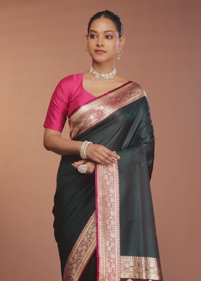 Green Banarasi Silk Saree With Blouse Piece