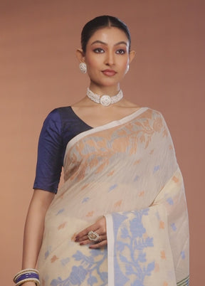 White Matka Silk Saree With Blouse Piece
