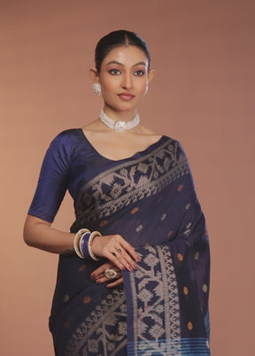 Blue Matka Silk Saree With Blouse Piece