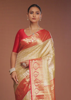 Gold Kanjivaram Silk Saree With Blouse Piece