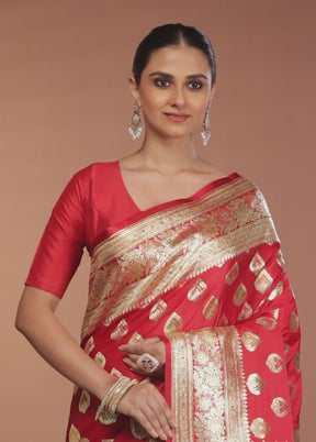 Red Banarasi Silk Saree With Blouse Piece