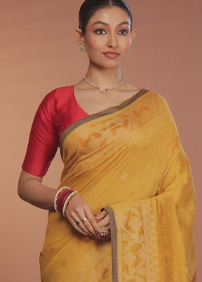 Yellow Matka Silk Saree With Blouse Piece