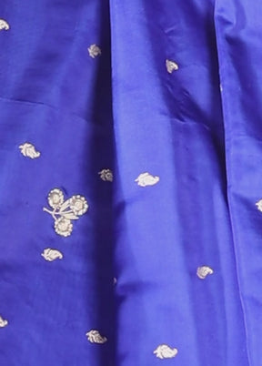 Blue Handloom Banarasi Pure Silk Saree With Blouse Piece