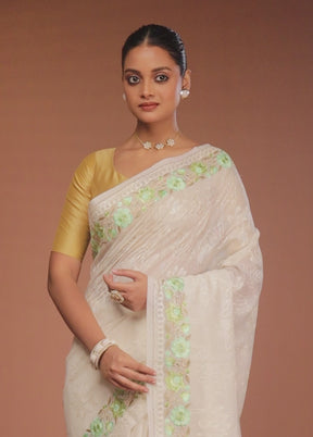 White Pure Cotton Saree With Blouse Piece