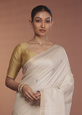 Cream Handloom Tussar Pure Silk Saree With Blouse Piece