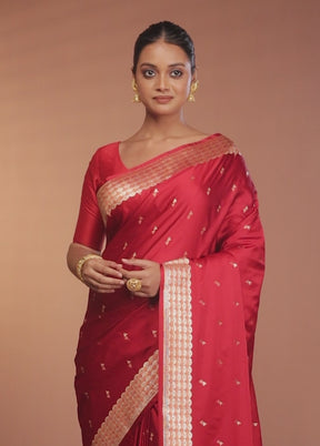 Maroon Handloom Banarasi Pure Silk Saree With Blouse Piece